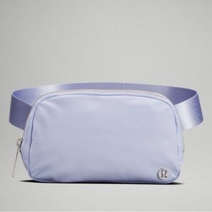 Lulu lemon everywhere belt bag Pastel blue